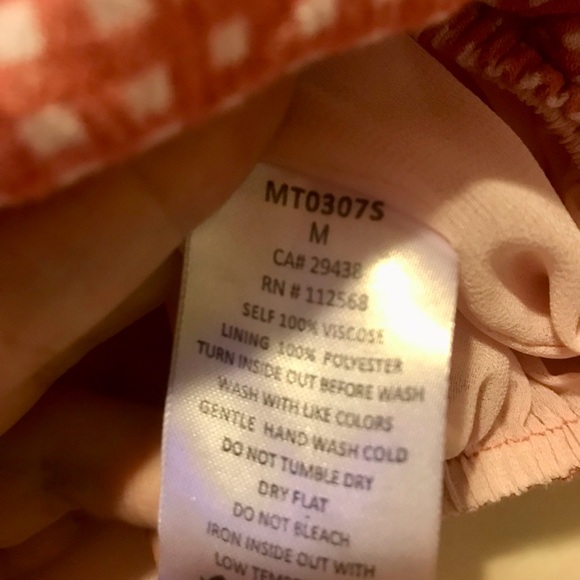 Miss Me Rose & White Gingham Crop Top Has Tassels - Picture 4 of 4